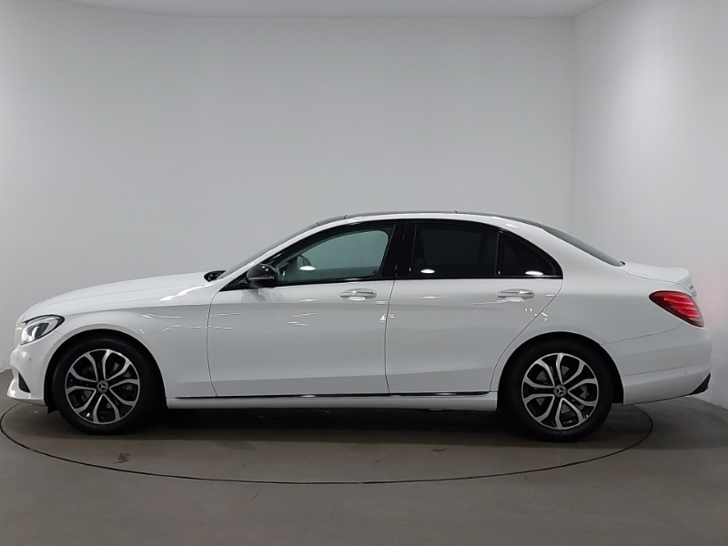 Used Mercedes-Benz C Class 2018 for sale - 77273169: Photo 4