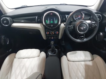 Used MINI Hatch 2020 for sale - 78957392: Photo