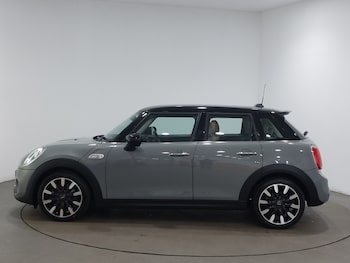 Used MINI Hatch 2020 for sale - 78957392: Photo