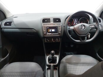Used Volkswagen Polo 2017 for sale - 78595542: Photo