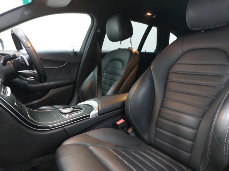 Used Mercedes-Benz C Class 2019 for sale - 76354765: Photo 5