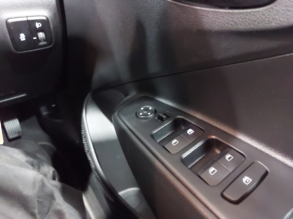 Used Hyundai i10 2023 for sale - 76264895: Photo 13