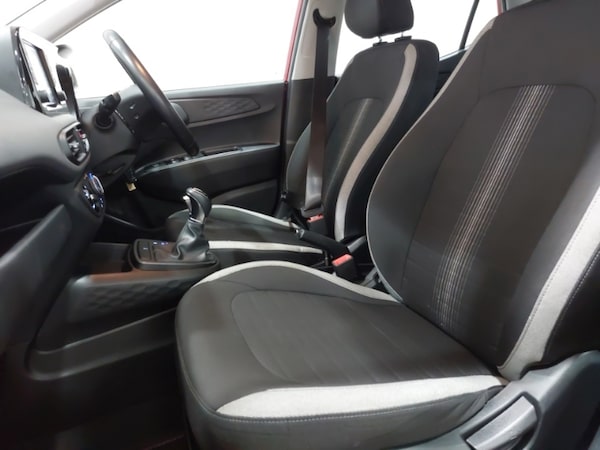 Used Hyundai i10 2023 for sale - 76264895: Photo 5