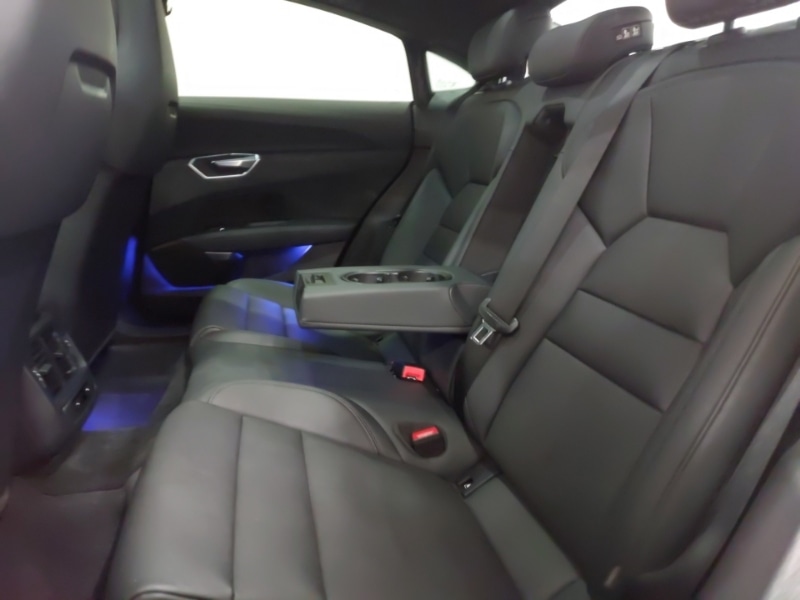 Used Audi e-tron GT 2022 for sale - 77531239: Photo 6