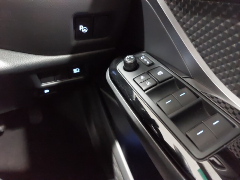 Used Toyota C-HR 2023 for sale - 77686227: Photo 13