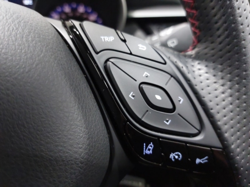 Used Toyota C-HR 2023 for sale - 77686227: Photo 14