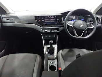 Used Volkswagen Polo 2024 for sale - 76639181: Photo