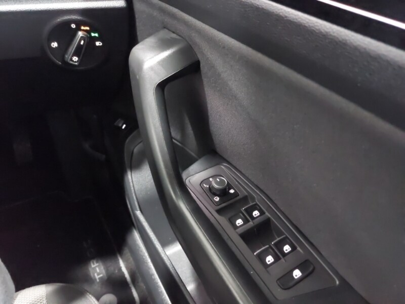 Used Volkswagen T-Roc 2021 for sale - 77816304: Photo 13