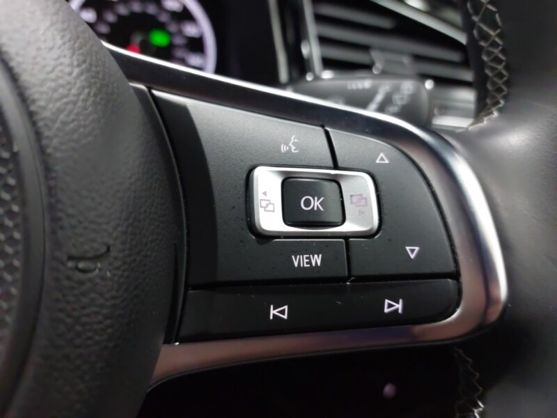 Used Volkswagen T-Roc 2021 for sale - 77816304: Photo 14