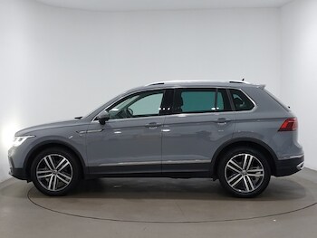 Used Volkswagen Tiguan 2021 for sale - 77008731: Photo