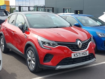 Used Renault Captur 2022 for sale - 79131301: Photo