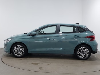 Used Hyundai i20 2024 for sale - 79557800: Photo