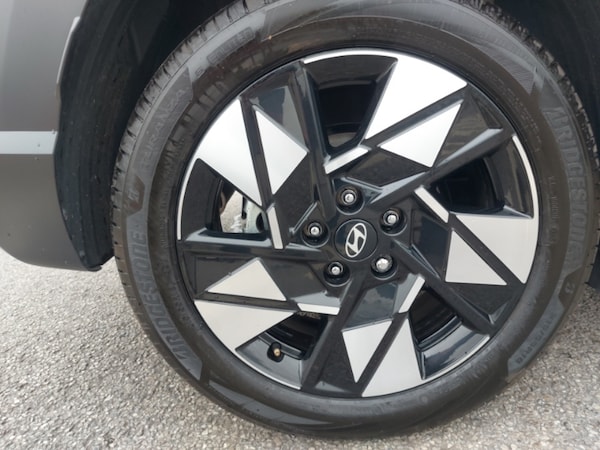 Used Hyundai KONA 2024 for sale - 76321302: Photo 17