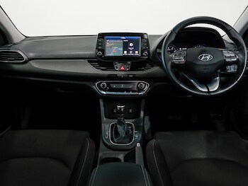 Used Hyundai i30 2018 for sale - 78169780: Photo
