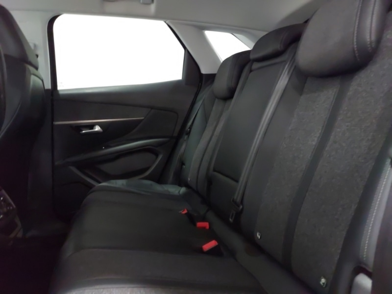 Used Peugeot 3008 2019 for sale - 77189919: Photo 6