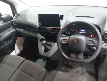 Used Citroen Berlingo 2024 for sale - 78940655: Photo