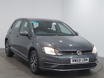 Used Volkswagen Golf 2018 for sale - 79131269: Photo