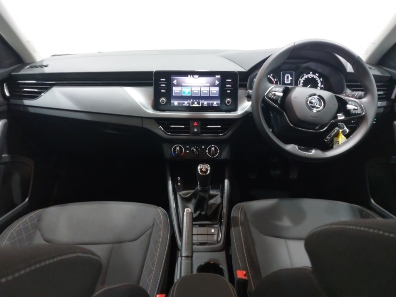 Used Skoda Kamiq 2023 for sale - 77999911: Photo 2