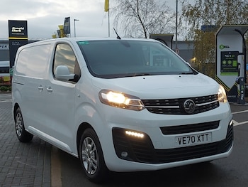 Vauxhall Vivaro feature image