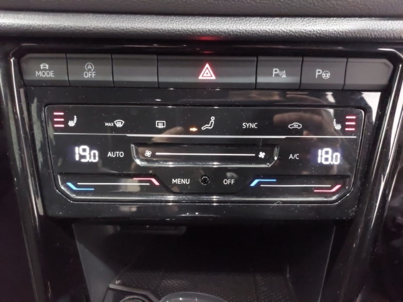 Used Volkswagen T-Roc 2022 for sale - 77947979: Photo 17