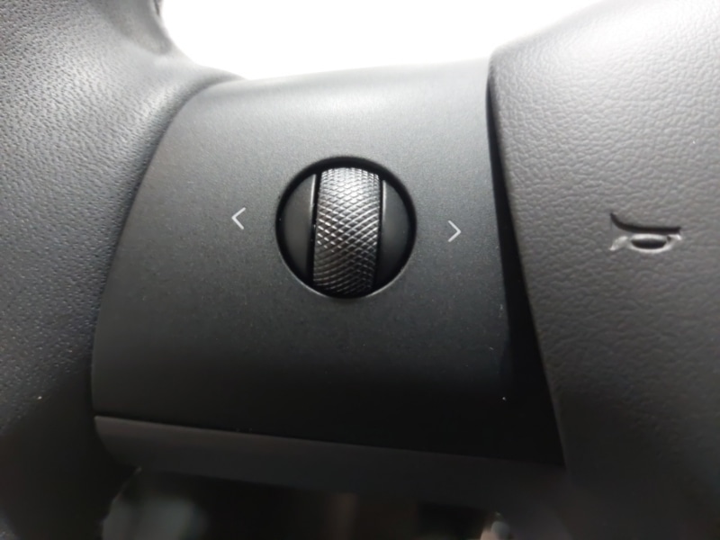 Used Tesla Model Y 2023 for sale - 76354793: Photo 13