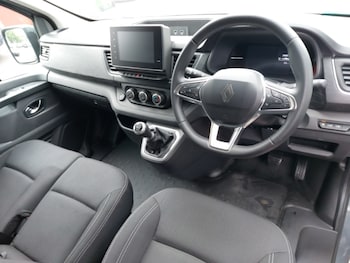 Used Renault Trafic 2024 for sale - 78803611: Photo