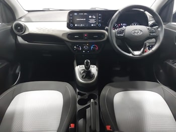 Used Hyundai i10 2021 for sale - 76238243: Photo 2