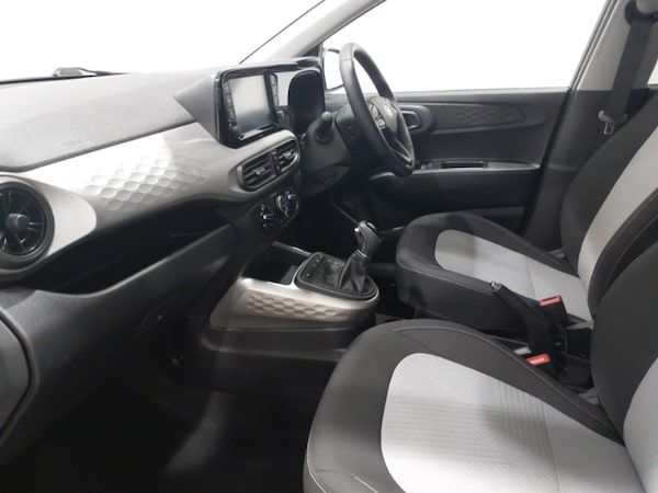 Used Hyundai i10 2021 for sale - 76238243: Photo 5
