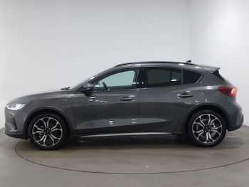 Used Ford Focus 2023 for sale - 77690166: Photo