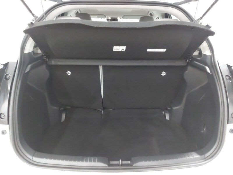 Used Toyota Yaris 2022 for sale - 77635853: Photo 8