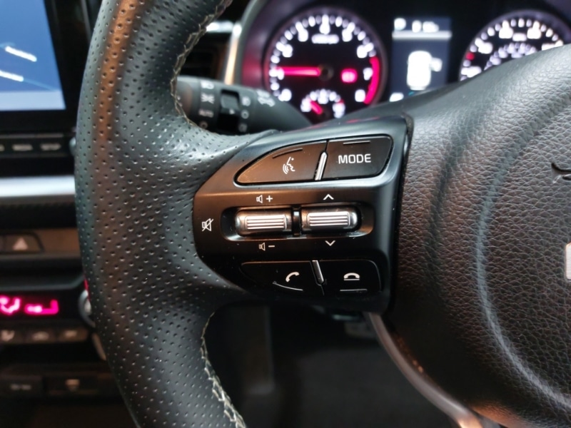 Used Kia Stonic 2021 for sale - 76548890: Photo 13