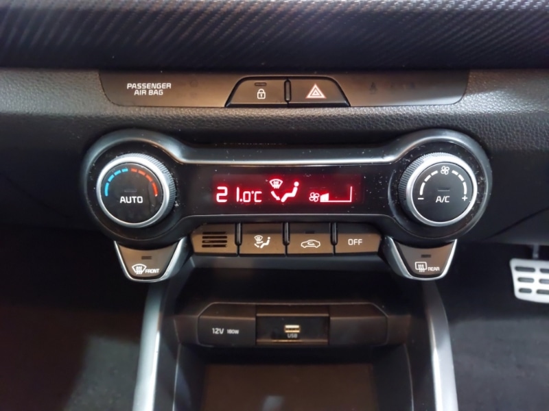 Used Kia Stonic 2021 for sale - 76548890: Photo 15