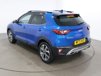 Used Kia Stonic 2021 for sale - 76548890: Photo