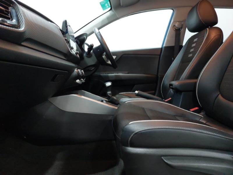 Used Kia Stonic 2021 for sale - 76548890: Photo 5