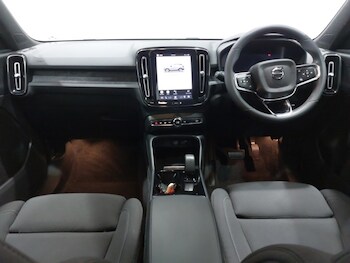 Used Volvo XC40 2023 for sale - 78428461: Photo