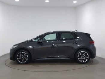 Used Volkswagen ID.3 2023 for sale - 79056790: Photo