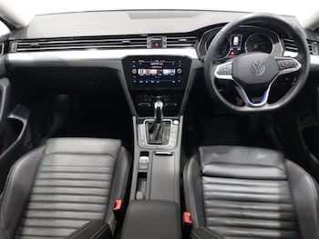 Used Volkswagen Passat 2023 for sale - 78791234: Photo