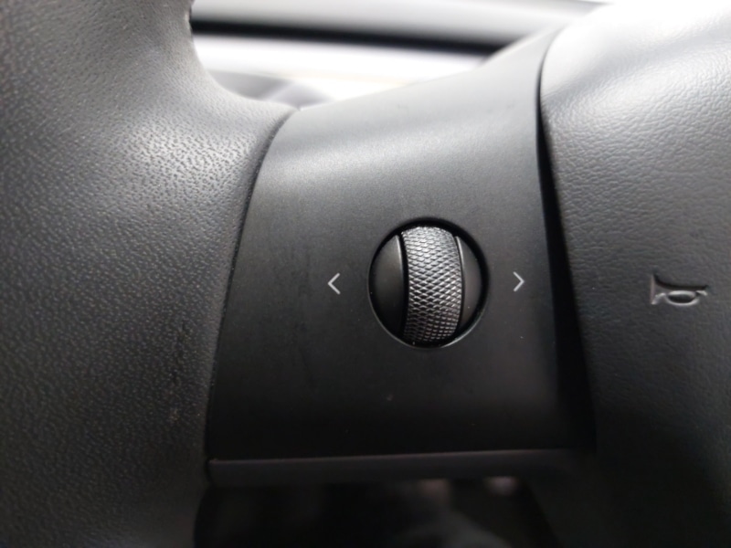Used Tesla Model Y 2023 for sale - 76160317: Photo 16