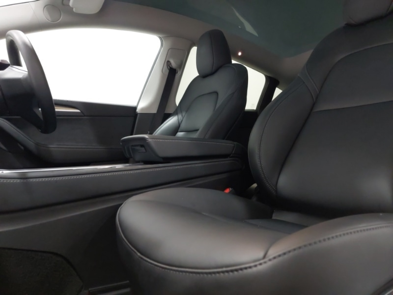 Used Tesla Model Y 2023 for sale - 76160317: Photo 5