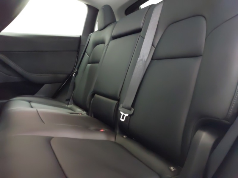 Used Tesla Model Y 2023 for sale - 76160317: Photo 6