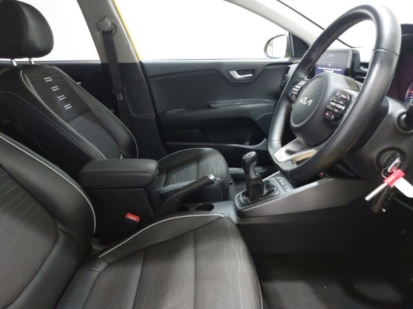 Used Kia Stonic 2022 for sale - 75274062: Photo 11
