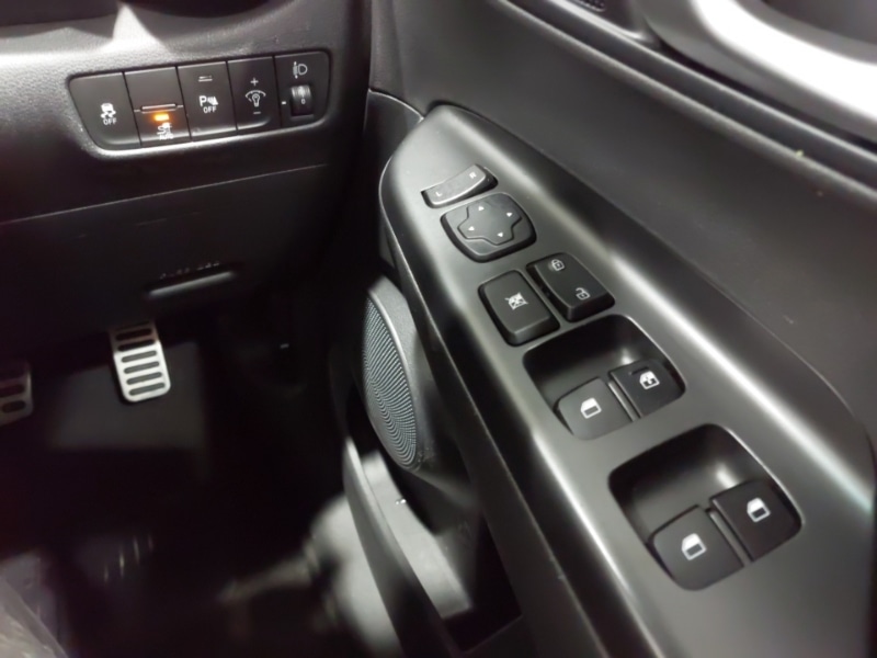 Used Hyundai KONA 2023 for sale - 77569126: Photo 13