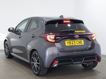 Used Toyota Yaris 2023 for sale - 79420526: Photo