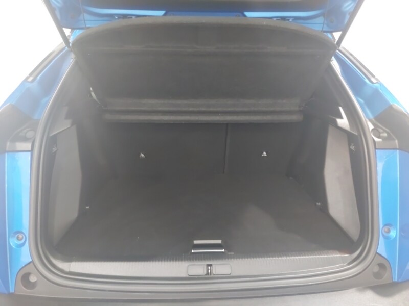 Used Peugeot 2008 2023 for sale - 78164456: Photo 8