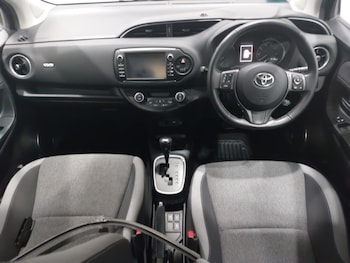 Used Toyota Yaris 2020 for sale - 79492816: Photo