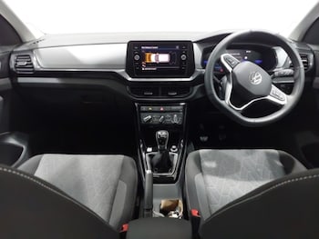 Used Volkswagen T-Cross 2024 for sale - 77049464: Photo