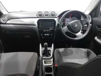 Used Suzuki Vitara 2018 for sale - 76285743: Photo 2