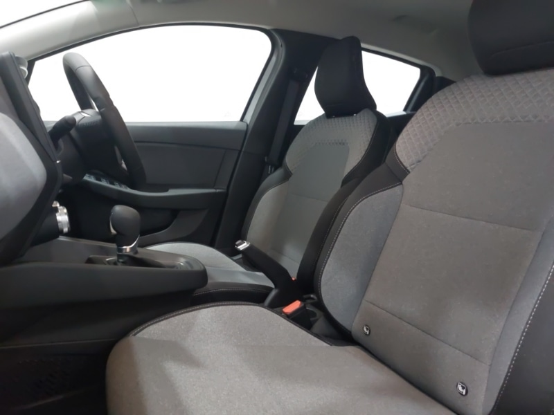 Used Renault Clio 2025 for sale - 77289999: Photo 5