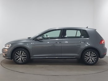 Used Volkswagen Golf 2018 for sale - 78653812: Photo