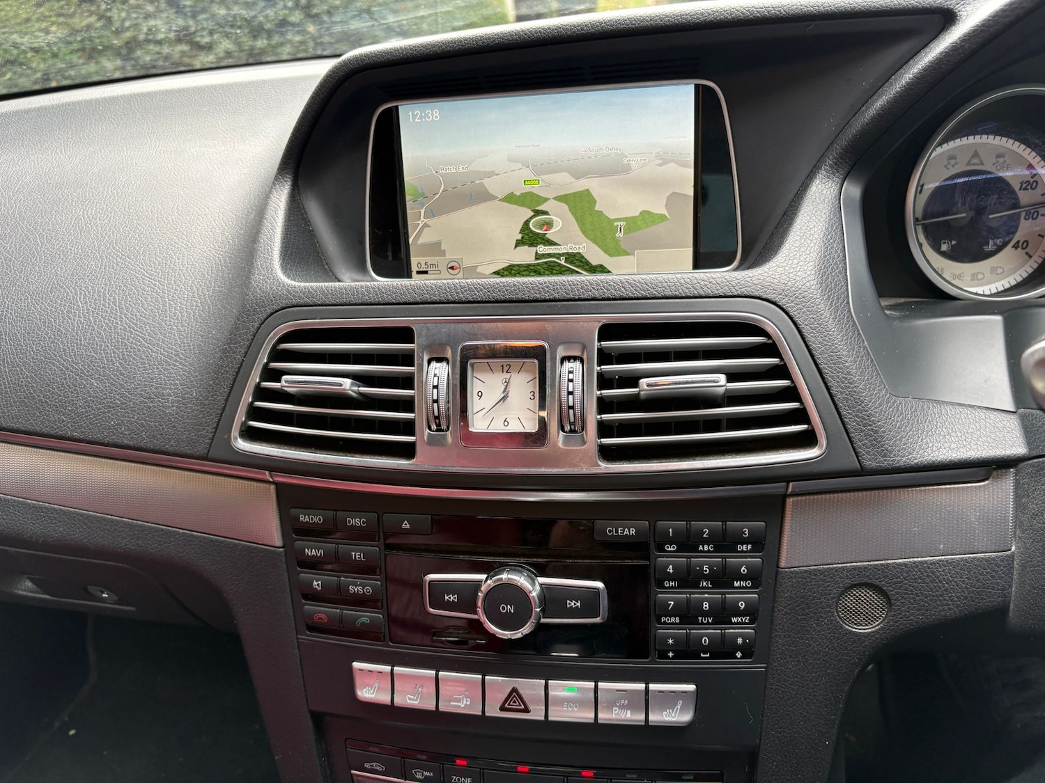 Used Mercedes-Benz E Class 2014 for sale - 77626450: Photo 10